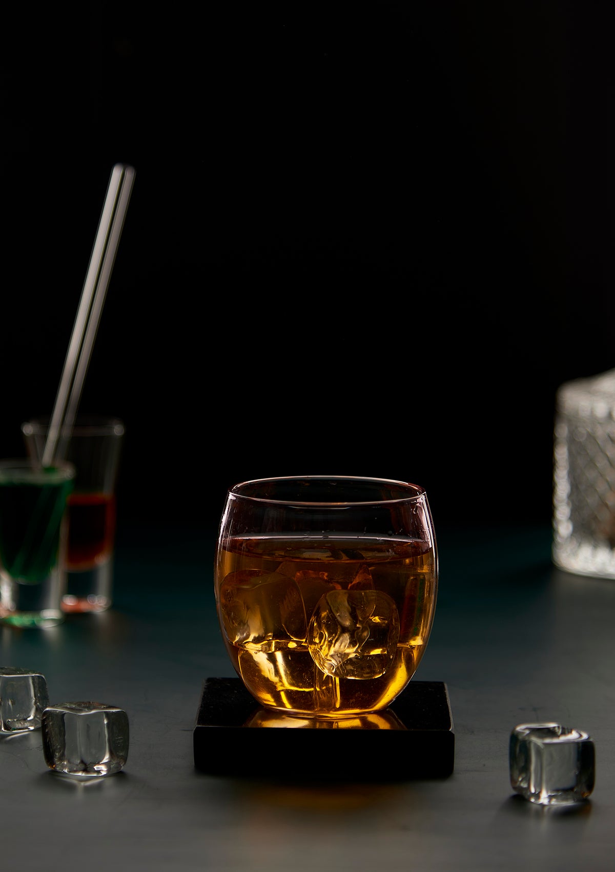 Curve Whisky Glass